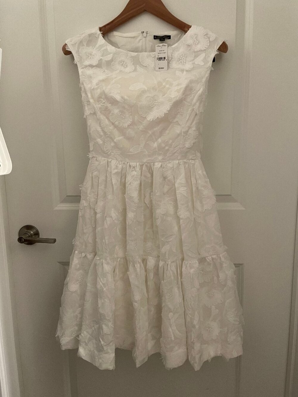 Brooks Brothers Cotton A-Line Floral Appliqué Embroidered Dress